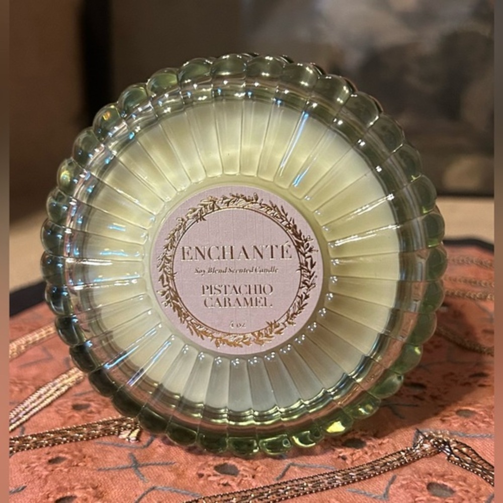 Enchante Pistachio Caramel Scented Candle 4oz